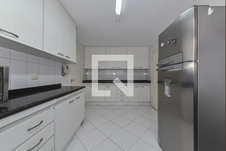 Casa à venda com 269m², 3 quartos e 3 vagas Casa à venda com 269m², 3 quartos e 3 vagasCozinha
