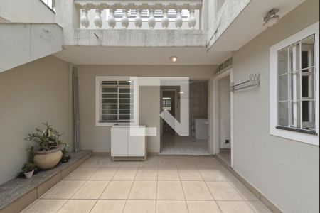 Casa à venda com 269m², 3 quartos e 3 vagas Casa à venda com 269m², 3 quartos e 3 vagasQuintal