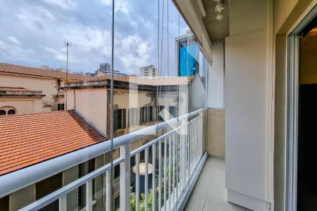 Studio à venda com 31m², 1 quarto e sem vaga Studio à venda com 31m², 1 quarto e sem vagaFachada/Sala