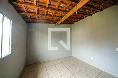 Casa à venda com 250m², 3 quartos e 2 vagas Casa à venda com 250m², 3 quartos e 2 vagasQuarto