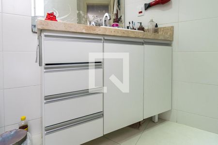 Apartamento à venda com 66m², 2 quartos e sem vaga Apartamento à venda com 66m², 2 quartos e sem vagaBanheiro