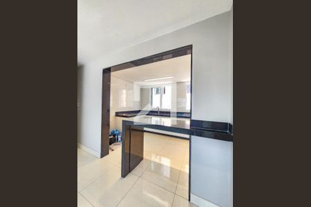 Apartamento à venda com 114m², 2 quartos e 3 vagasCozinha