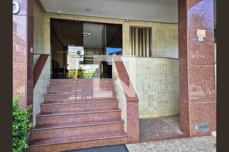 Apartamento à venda com 150m², 3 quartos e 2 vagasEntrada