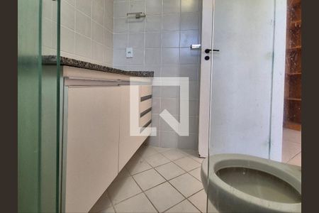 Apartamento à venda com 150m², 3 quartos e 2 vagasBanheiro da Suíte 1