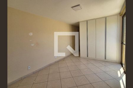 Apartamento à venda com 150m², 3 quartos e 2 vagasSuíte 3