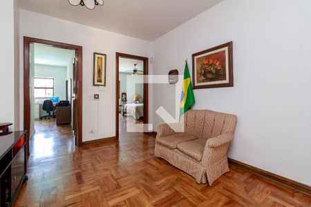 Casa à venda com 430m², 4 quartos e 4 vagasAnte sala dos quartos