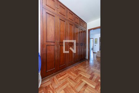 Casa à venda com 430m², 4 quartos e 4 vagasSuíte 3