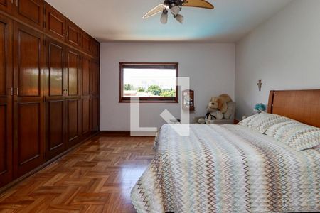 Casa à venda com 430m², 4 quartos e 4 vagasSuíte 2