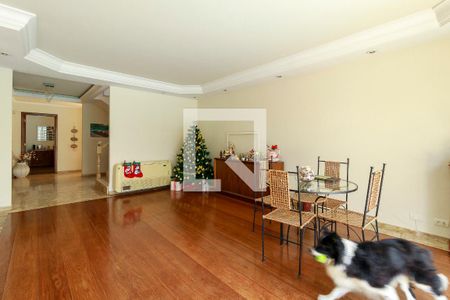 Sala de casa à venda com 4 quartos, 430m² em Granja Julieta, São Paulo