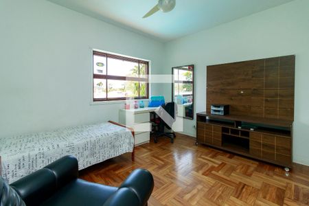 Casa à venda com 430m², 4 quartos e 4 vagasSuíte 1