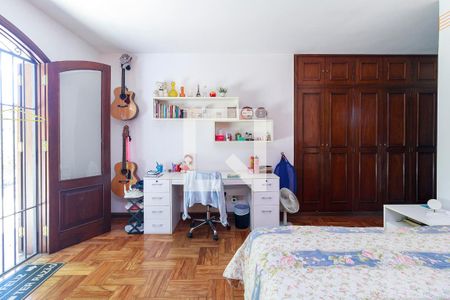 Casa à venda com 430m², 4 quartos e 4 vagasSuíte 3