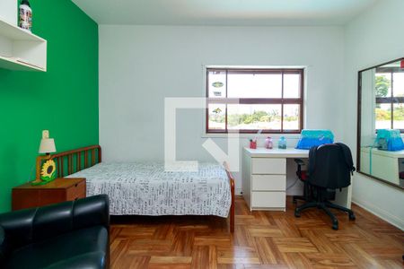 Casa à venda com 430m², 4 quartos e 4 vagasSuíte 1