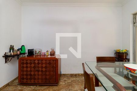 Casa à venda com 430m², 4 quartos e 4 vagasSala