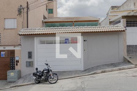 Casa à venda com 100m², 3 quartos e 3 vagasFachada+Placa