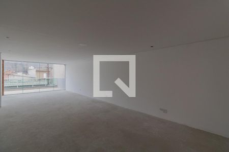 Casa à venda com 100m², 3 quartos e 3 vagasEdícula - Sala