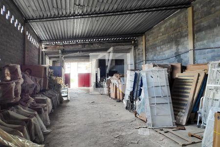 Casa para alugar com 600m², 3 quartos e 3 vagasGalpão