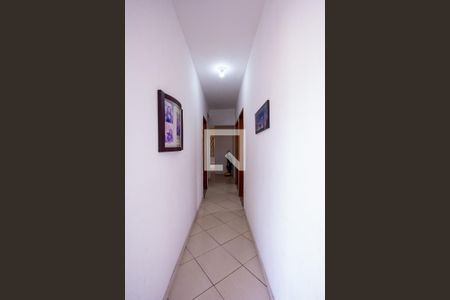 Casa para alugar com 600m², 3 quartos e 3 vagasCorredor