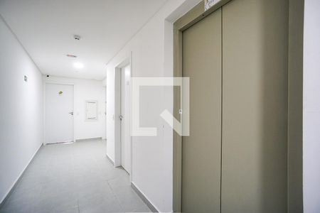 Apartamento para alugar com 39m², 1 quarto e 1 vagaHall do elevador