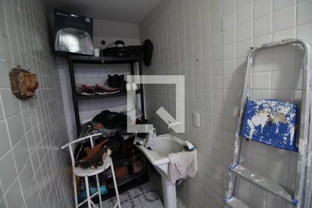Casa de condomínio à venda com 700m², 5 quartos e 4 vagasÁrea de Serviço 1