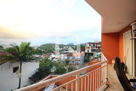 Casa de condomínio à venda com 700m², 5 quartos e 4 vagasQuarto 5 - Varanda