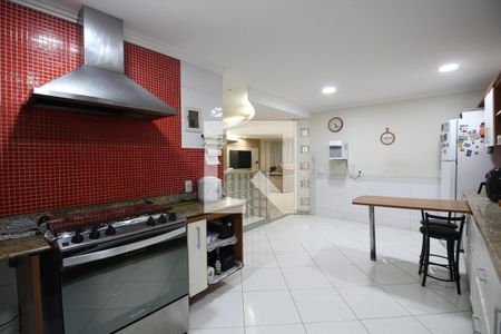 Casa de condomínio à venda com 700m², 5 quartos e 4 vagasCozinha