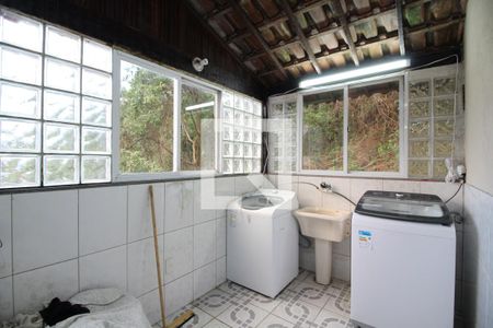 Casa de condomínio à venda com 700m², 5 quartos e 4 vagasÁrea de Serviço 2