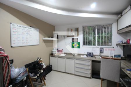 Quarto 1 de casa de condomínio à venda com 5 quartos, 700m² em Taquara, Rio de Janeiro