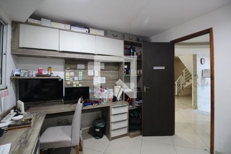 Quarto 1 de casa de condomínio à venda com 5 quartos, 700m² em Taquara, Rio de Janeiro