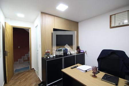 Casa de condomínio à venda com 700m², 5 quartos e 4 vagasQuarto de Serviço 2