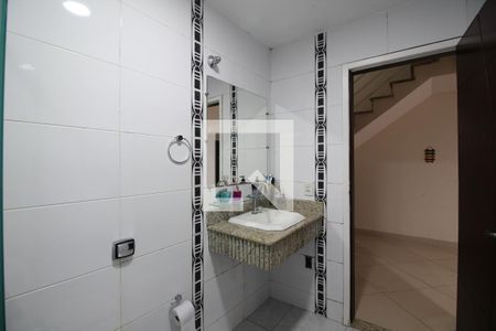 Casa de condomínio à venda com 700m², 5 quartos e 4 vagasBanheiro Social 2