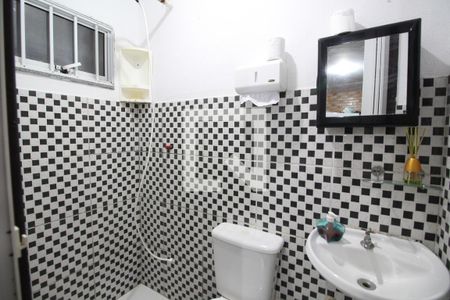 Casa de condomínio à venda com 700m², 5 quartos e 4 vagasBanheiro de Serviço 1