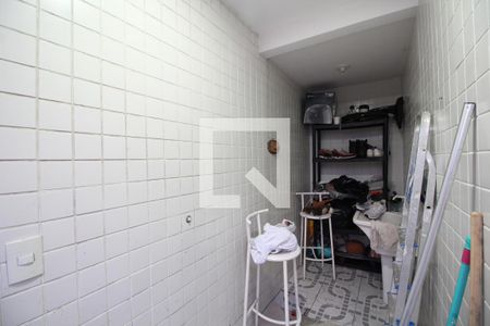 Casa de condomínio à venda com 700m², 5 quartos e 4 vagasÁrea de Serviço 1