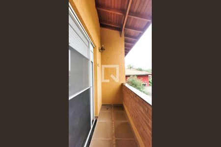 Casa de condomínio à venda com 350m², 4 quartos e 6 vagas Casa de condomínio à venda com 350m², 4 quartos e 6 vagasVaranda da Suite Master