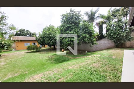 Casa de condomínio à venda com 350m², 4 quartos e 6 vagas Casa de condomínio à venda com 350m², 4 quartos e 6 vagasQuintal