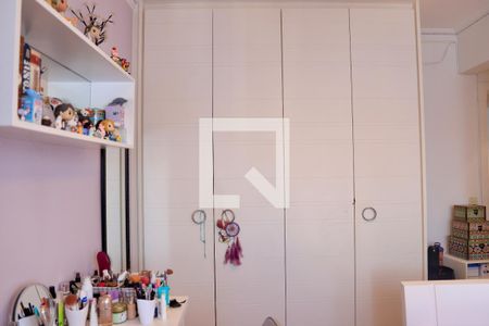 Apartamento à venda com 245m², 4 quartos e 4 vagas Apartamento à venda com 245m², 4 quartos e 4 vagasSuíte 2