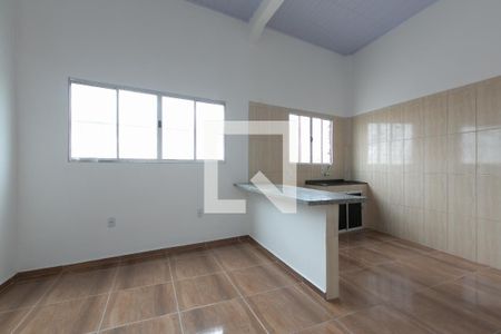 Casa para alugar com 1 quarto, 80m² em Parque Guarani, São Paulo