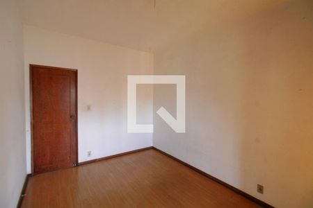Casa à venda com 200m², 5 quartos e 2 vagasQuarto 4