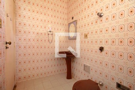 Casa à venda com 200m², 5 quartos e 2 vagasBanheiro