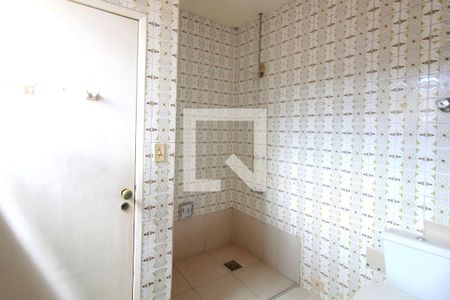 Casa à venda com 200m², 5 quartos e 2 vagasBanheiro da Suíte