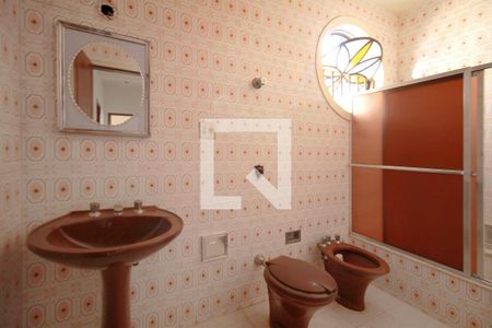 Casa à venda com 200m², 5 quartos e 2 vagasBanheiro