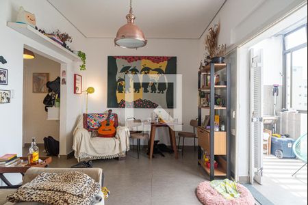 Apartamento à venda com 72m², 1 quarto e 1 vaga Apartamento à venda com 72m², 1 quarto e 1 vagaSala