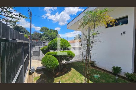 Casa à venda com 350m², 4 quartos e 6 vagas Casa à venda com 350m², 4 quartos e 6 vagasJardim