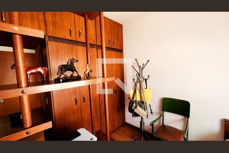 Casa à venda com 350m², 4 quartos e 6 vagas Casa à venda com 350m², 4 quartos e 6 vagasQuarto 1