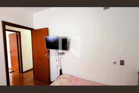 Casa à venda com 350m², 4 quartos e 6 vagas Casa à venda com 350m², 4 quartos e 6 vagasQuarto 3