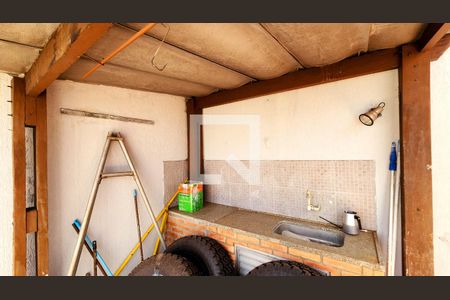 Casa à venda com 350m², 4 quartos e 6 vagas Casa à venda com 350m², 4 quartos e 6 vagasChurrasqueira