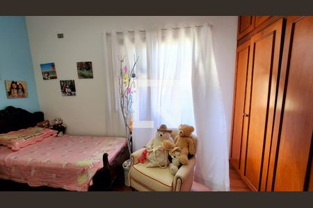 Casa à venda com 350m², 4 quartos e 6 vagas Casa à venda com 350m², 4 quartos e 6 vagasQuarto 3