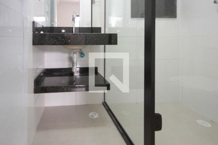 Apartamento para alugar com 55m², 2 quartos e 1 vaga Apartamento para alugar com 55m², 2 quartos e 1 vagaBanheiro