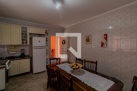 Casa à venda com 244m², 3 quartos e 3 vagas Casa à venda com 244m², 3 quartos e 3 vagasCozinha