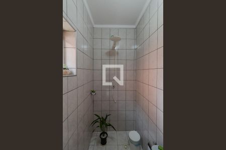 Casa à venda com 244m², 3 quartos e 3 vagas Casa à venda com 244m², 3 quartos e 3 vagasBanheiro de Serviço