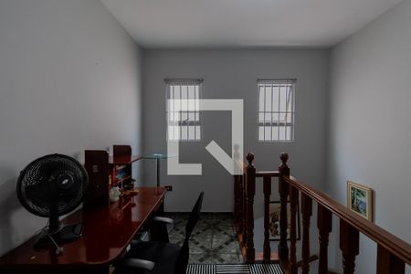 Casa à venda com 244m², 3 quartos e 3 vagas Casa à venda com 244m², 3 quartos e 3 vagasEscritório